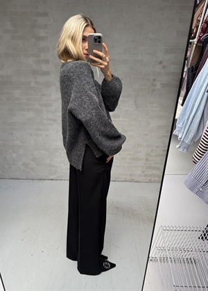 Alpha slit pullover Charcoal Melange Gestuz